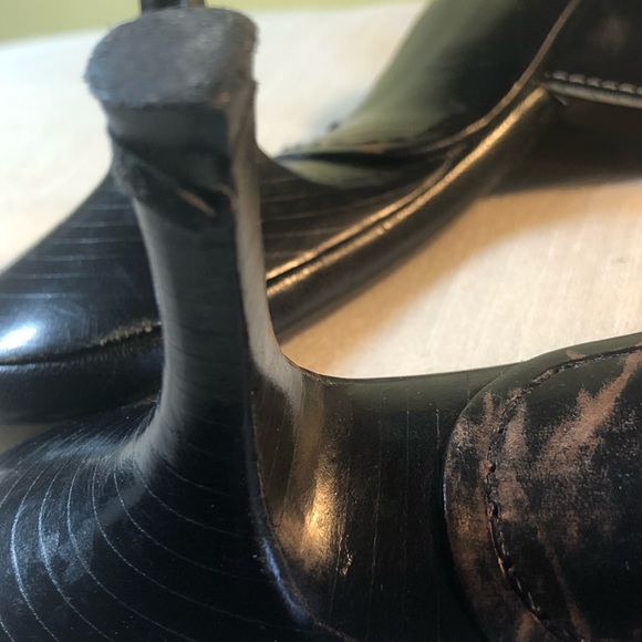 Shoes - Picture 10 of 10